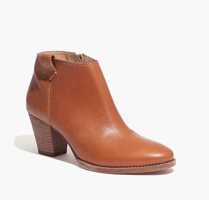 Madewell Leather Billie Boot in English Saddle